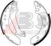 FORD 1005968 Brake Shoe Set